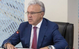 Усс заявил о запуске антикризисной программы