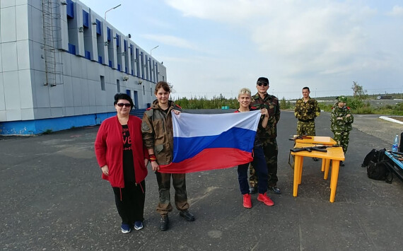 Фонд «Полярный лис» провел первую в Заполярье военно-спортивную игру «Зарница»