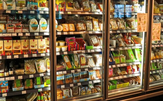 Александр Усс оценил качество продуктов в магазинах Красноярска
